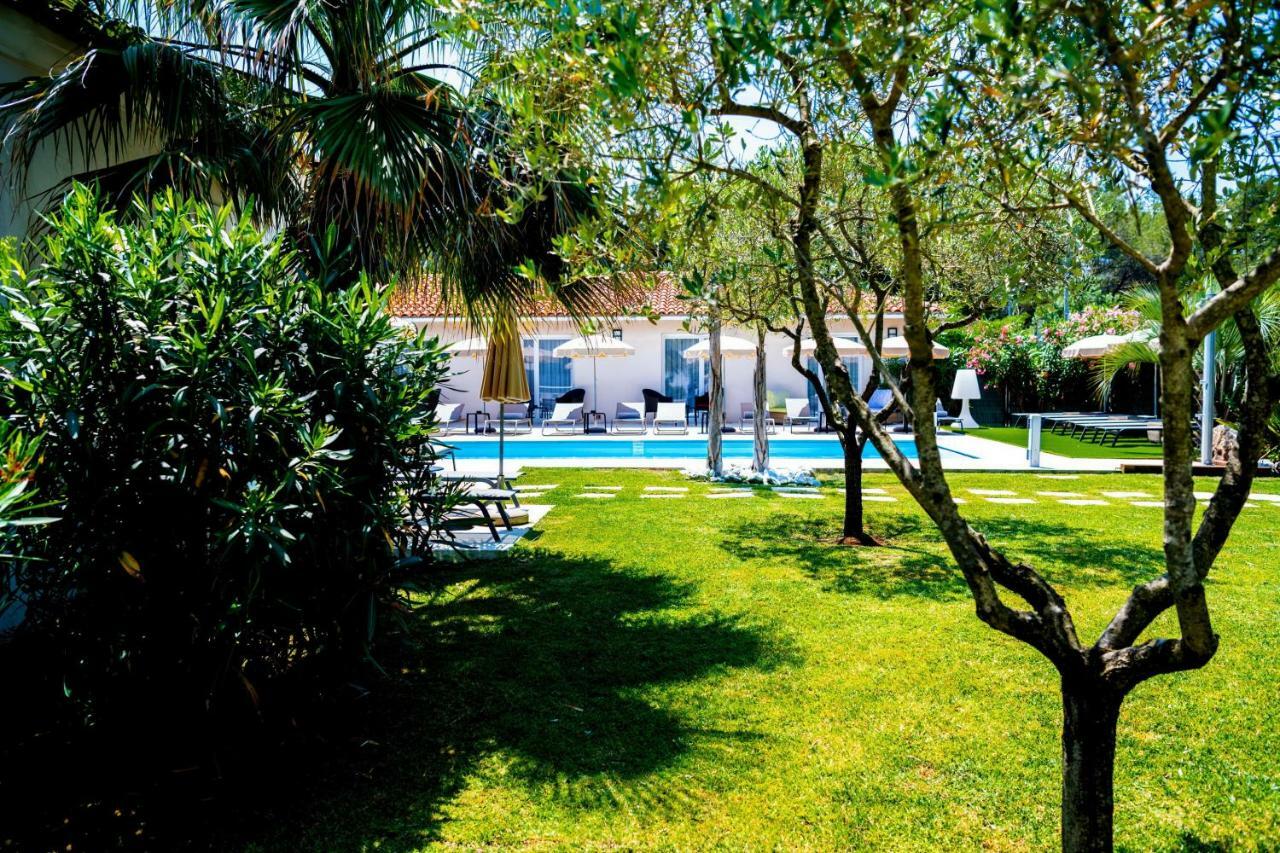 Hotel Villa Sophia - Adults Only July And August Мужен Экстерьер фото