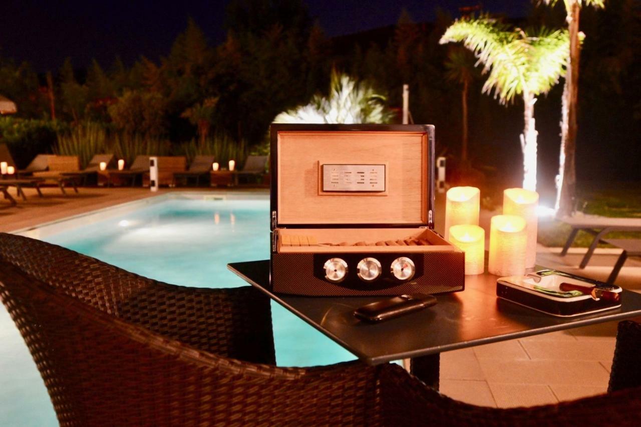 Hotel Villa Sophia - Adults Only July And August Мужен Экстерьер фото